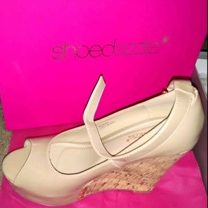 Nude Wedges